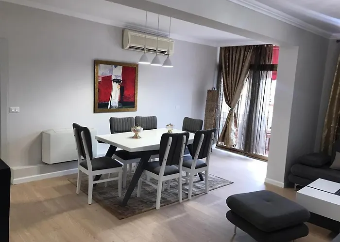 Lita House - 3 Bedroom شقة *