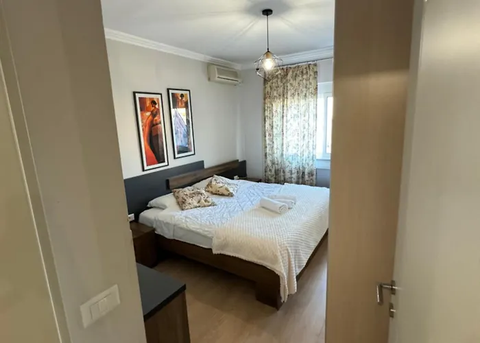 شقة Lita House - 3 Bedroom تيرانا