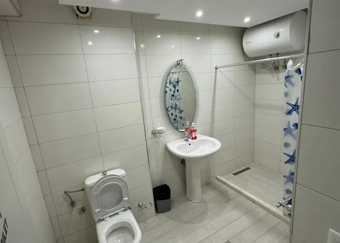 Lita House - 3 Bedroom تيرانا